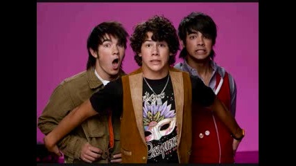 Jonas Brothers - Pushing` Me Away