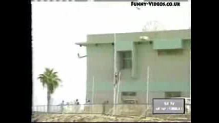 Helicopter Crash Into a Building.flv