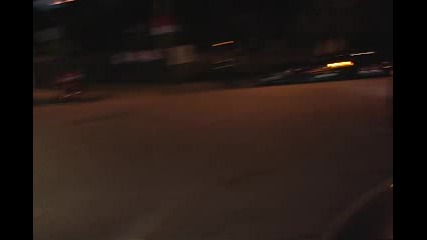 Пинк Излиза От Viper Club В Холивудско Заведение (3 Юни
