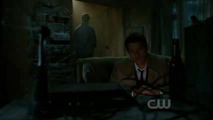 Supernatural - 6x10 - Кастйел гледа порно 