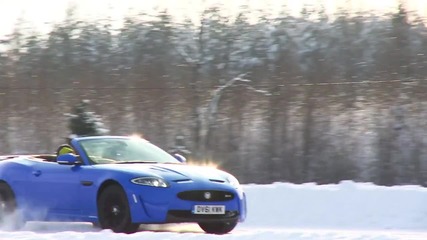 Jaguar Xkr-s на сняг.