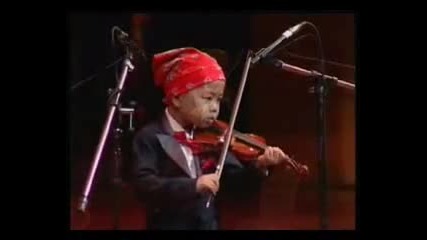 Violin Solo by Multi - Talented 4 Years Old Kid 