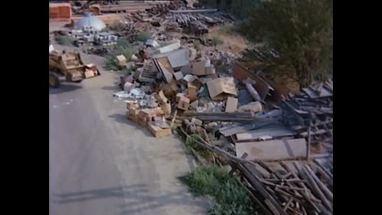 Bewitched S5e1 - Samantha's Wedding Present
