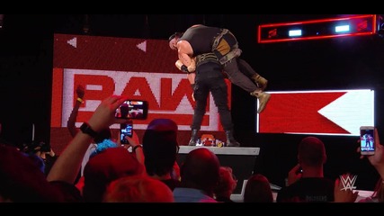 Roman Reigns lleva a Braun Strowman al "infierno": En Espanol, 13 de Septiembre