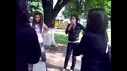 Бой между момичета в София