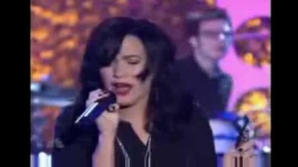 Demi Lovato - Here We Go Again Live on The Tonight Show with Conan Obrien