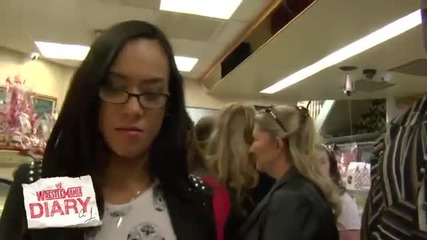 Кечмания 29 Diary - Aj Lee и Big E. Langston отиват в закусвачницата за да плюскат xd, Април 5, 2013