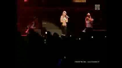 Fergie - Freestyle/ London Bridge Live (10 of 17)