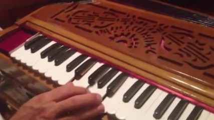 Harmonium Lesson 2 Krsna japa das