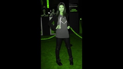 Pootdelno!!!!bella i Zendaya-something to dance for i dvete poootdelno(bella & Zendaya)