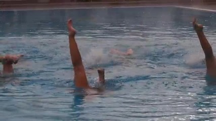 Синхронното плуване – спорт, носещ вдъхновение