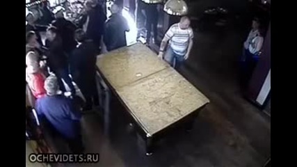 Невнимателен човек леко употребил алкохол