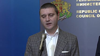Две агенции повишиха кредитния рейтинг на България
