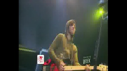 Fall Out Boy - Beat It Live