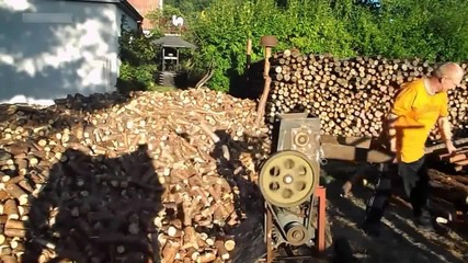 Луда машина за раздробяване на дърва