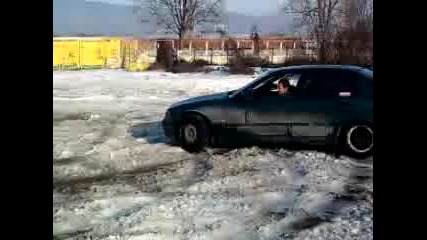 320i snqg 