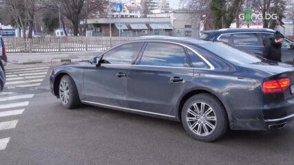 Гриша Ганчев си тръгна без коментар след срещата с фенове на ЦСКА