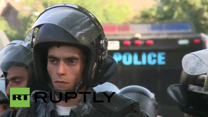 Armenia: Liberty Square occupation continues, fortified by bins