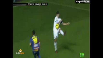 06.01.11 Леванте - Реал Мадрид 2:0 