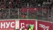 Привържениците на ЦСКА изпращат с освирквания играчите след поражението от Сепси
