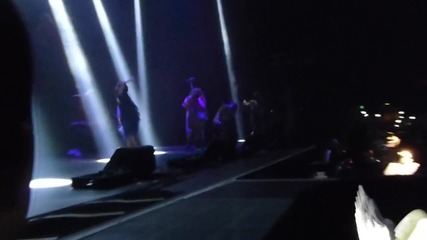 (fancam) 2ne1 - Scream- New Evolution Concert live in Los Angeles 2012 [la]