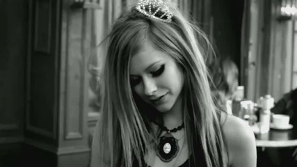 Avril Lavigne - Smile (високо качесвто)