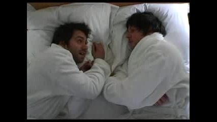 Simple Plan Tv - Seb and Pierre in Bed (sptv 19) 