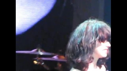 15.05.2012 Kimbra - Plain Gold Ring at the Tivoli Brisbane