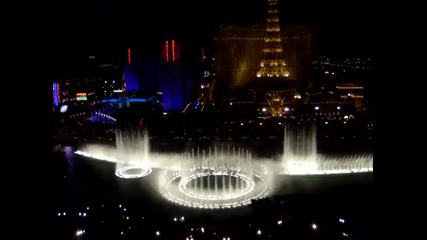 Bellagio Las Vegas Fountain Show at Night ( H Q ) 