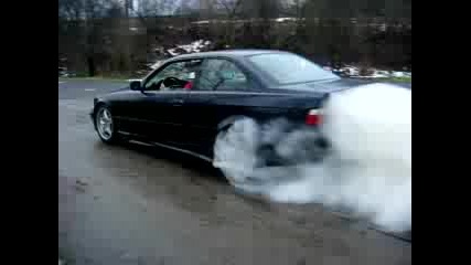 E36 318is Burnout