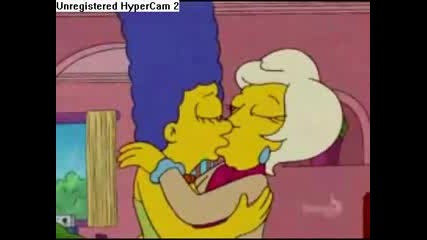 Marge Simpson Beso Lesbiana 