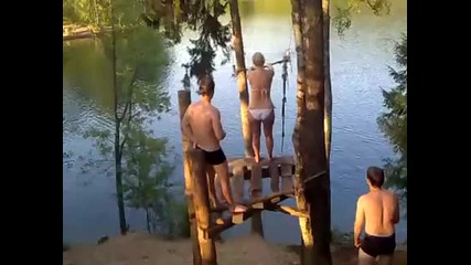 Не е лесно да си тъп 