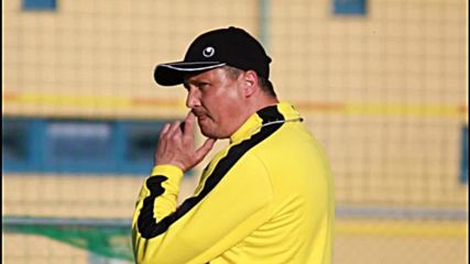 Любо Пенев се скара на журналистите на първия си брифинг