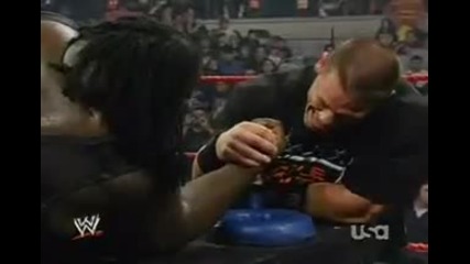 Wwe Сина срещу Марк Xeнри {канадска борба}