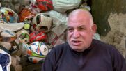 Кой е Мостафа – египтянинът, изработващ футболни топки над 50 години (ВИДЕО)