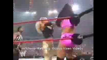 Victoria Vs Trish Stratus Heat - 07 - 07 - 02