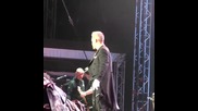 Роби Уилямс направи гаф на концерта си в Белград