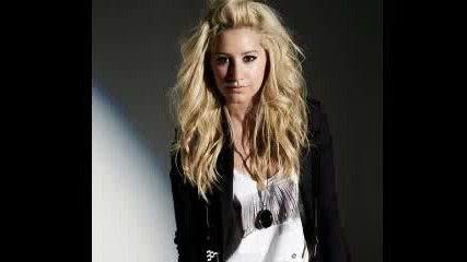 Ashley Tisdale 