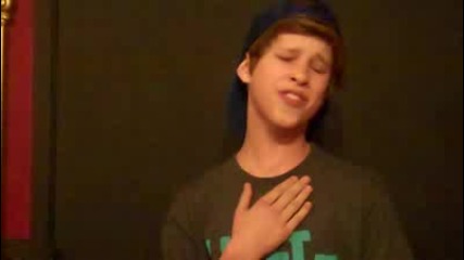 Me singing 'grenade' by bruno mars