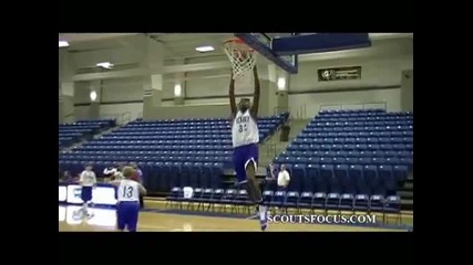 11 Year Old Dunks ! 