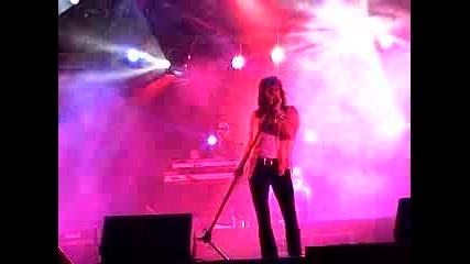 Foreigner - i Want To Know What Love Is Live Chihuahua
