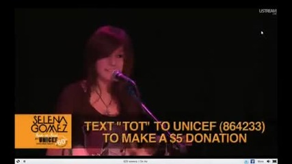 Christina Grimmie пее за благотворителност.