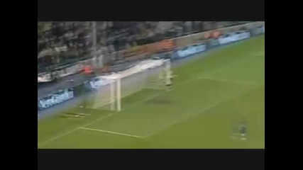 Ronaldinho - Tricks and Goals - Fc Barcelona 