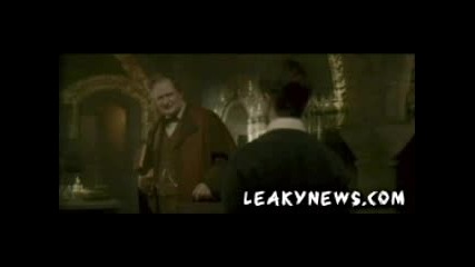 Хари говори със Слъгхорн