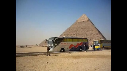 Египетските пирамиди отблизо