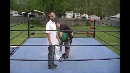 Gutwrench Powerbomb - How to do the Gutwrench Powerbomb finisher