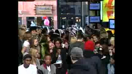Paramore Interview part 2/2 14 10 2009]