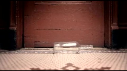 Norah Jones - Chasing Pirates
