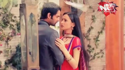 Barun Sobti and Sanaya Irani - Scene love story