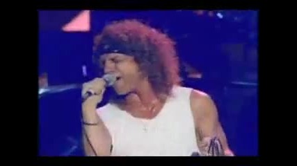 Foreigner - Waiting For A Girl Like You - Live on Stage 